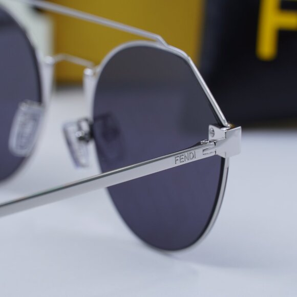 Fendi FE40060U 16X FENDI SKY Round Sunglasses - Silver/Blue with FF Pattern - Picture 5 of 9